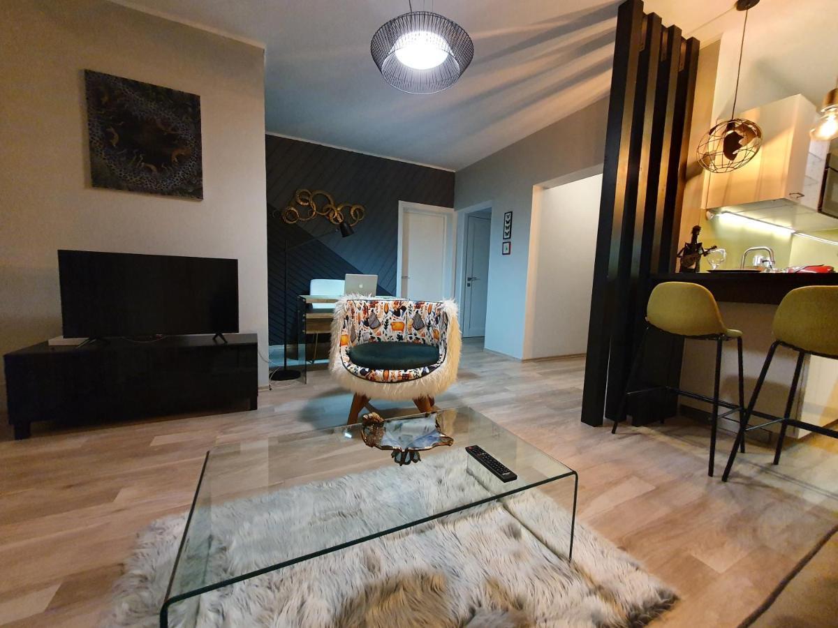 יאשי Matteo Apartment מראה חיצוני תמונה